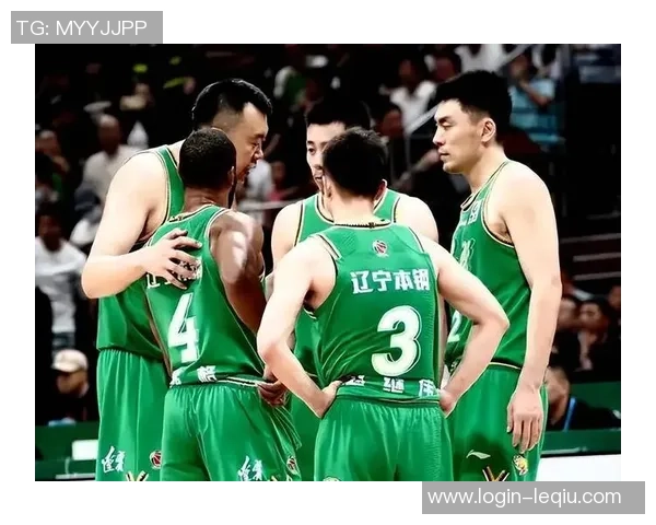 北京男篮与江苏男篮激战正酣谁能在这场较量中笑到最后